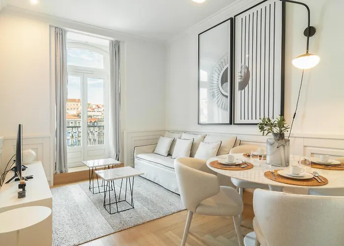 Ave Liberdade Restauradores Deluxe